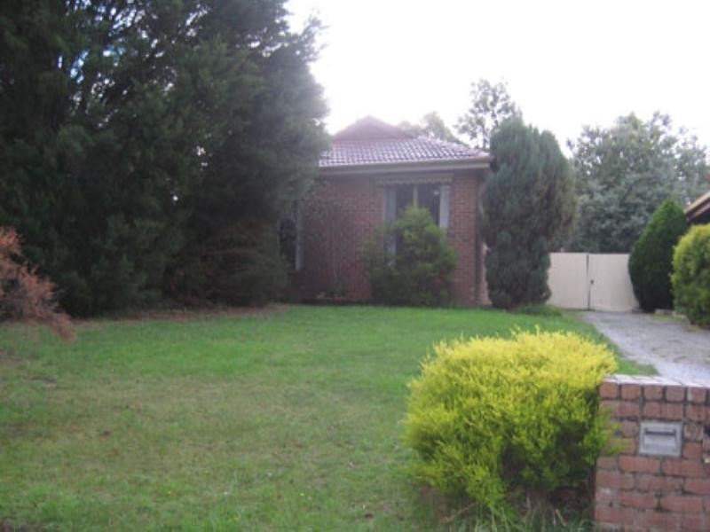 59 Windermere Drive, Ferntree Gully VIC 3156