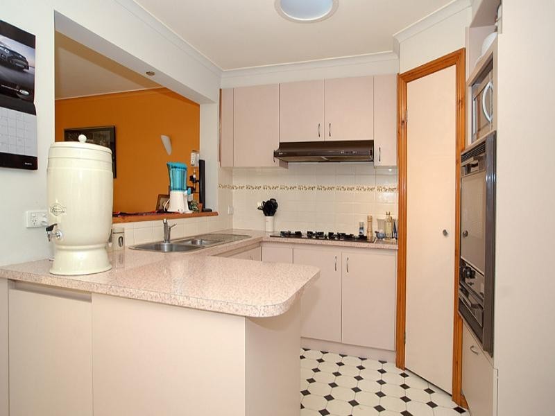 61 Allora Avenue, Ferntree Gully VIC 3156