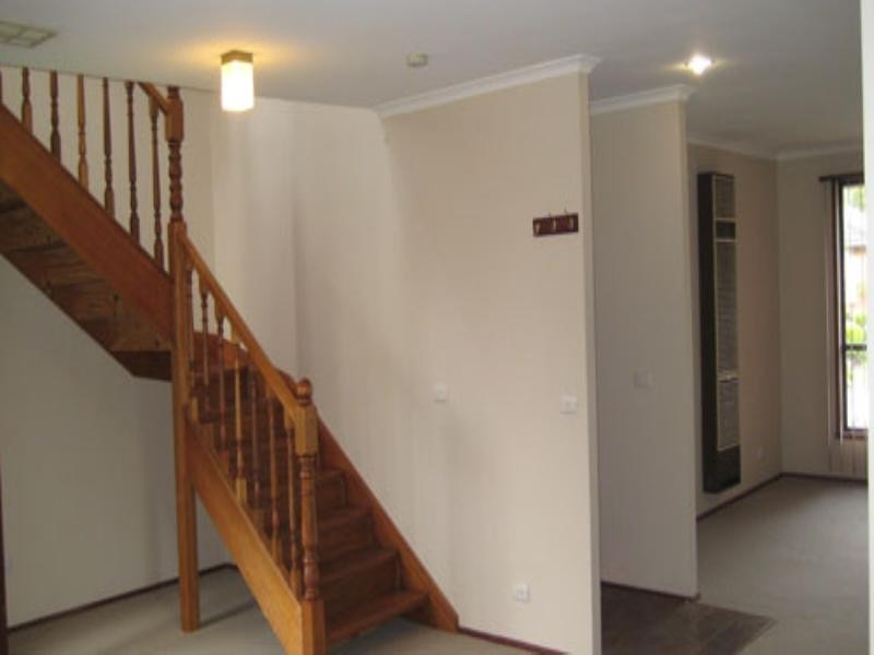 1 Rayner Close, Rowville VIC 3178