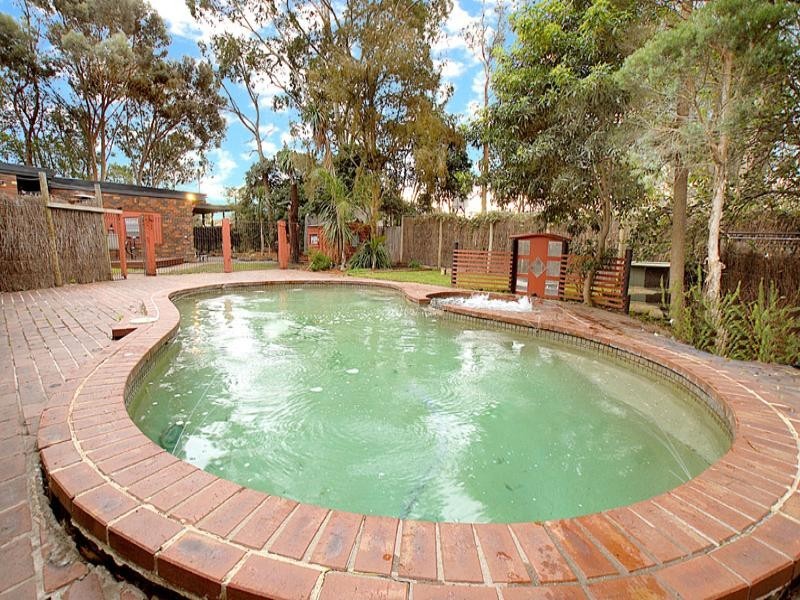 110 Harley Street North, Knoxfield VIC 3180