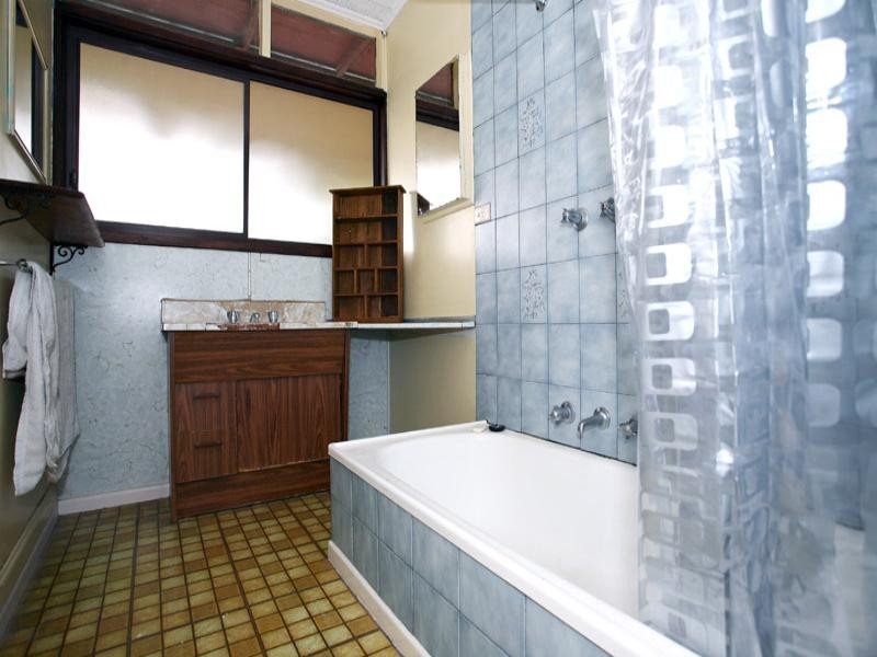 5 Bales Street, Ferntree Gully VIC 3156