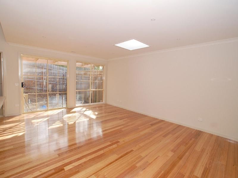 3/4 Warnes Road, Mitcham VIC 3132