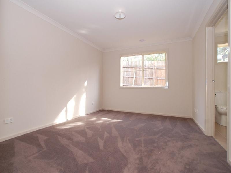 3/4 Warnes Road, Mitcham VIC 3132