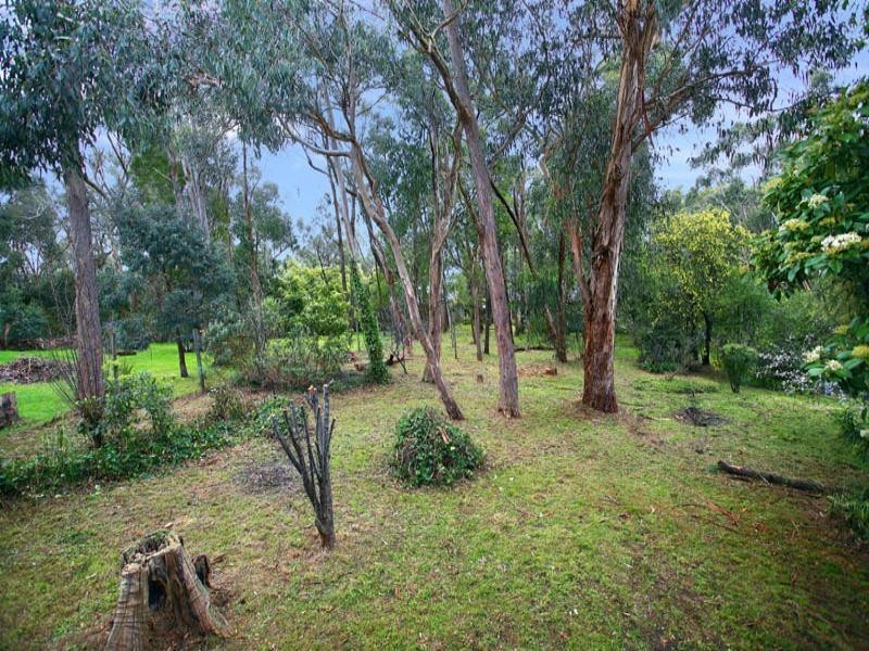 16 Vista Road, Belgrave Heights VIC 3160