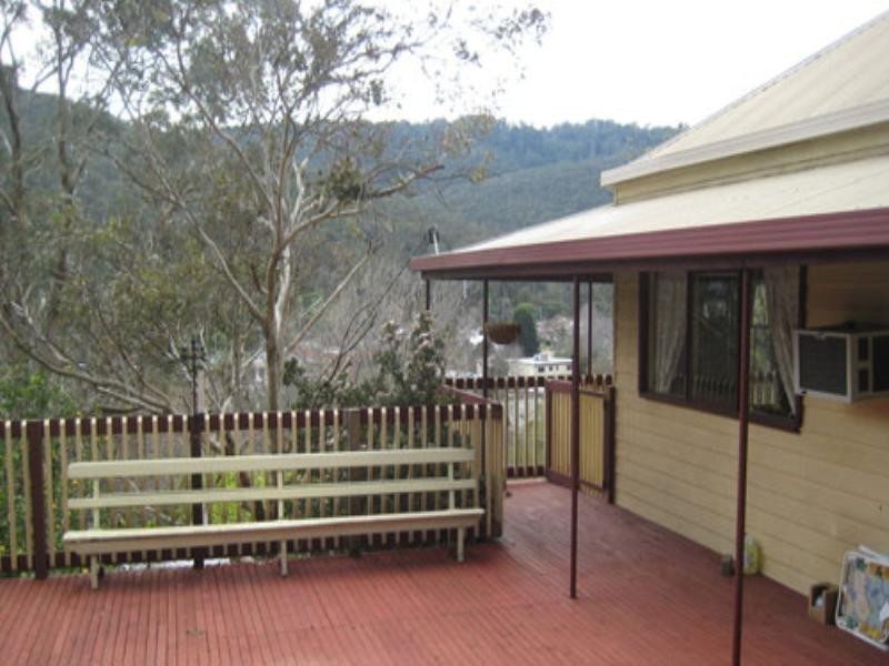 15 Ferndale Road, Upper Ferntree Gully VIC 3156