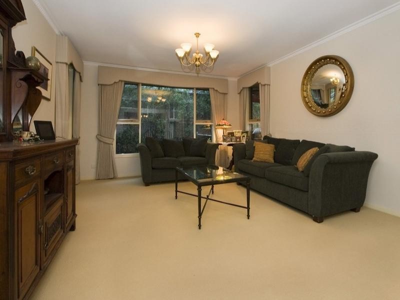 9 Lilian Street, Upwey VIC 3158