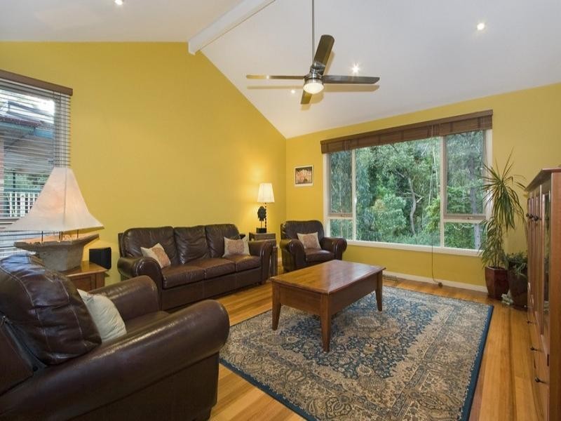 9 Lilian Street, Upwey VIC 3158