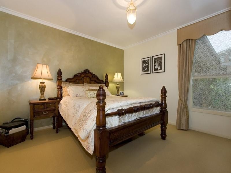 9 Lilian Street, Upwey VIC 3158