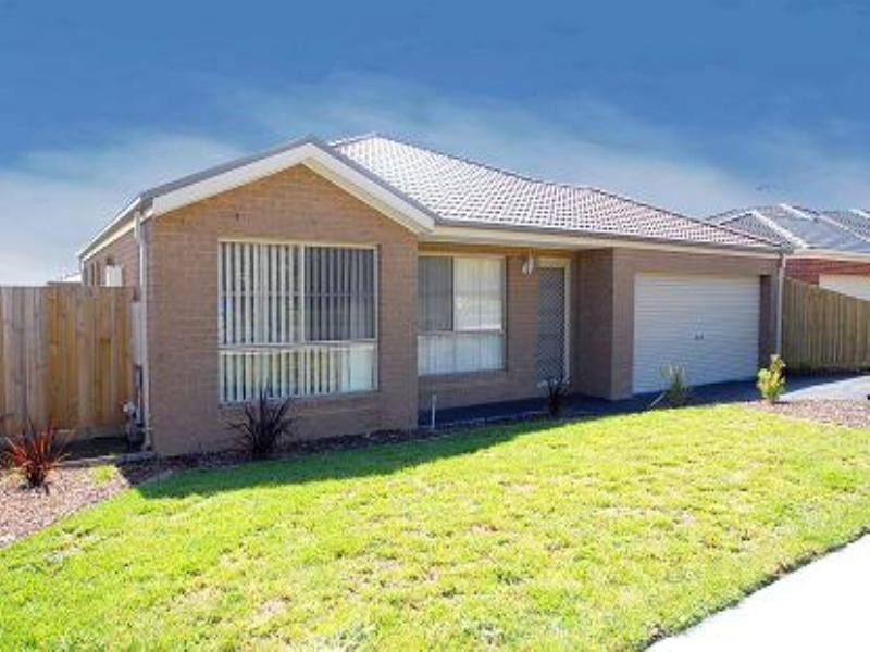 25 Central Road, Hampton Park VIC 3976
