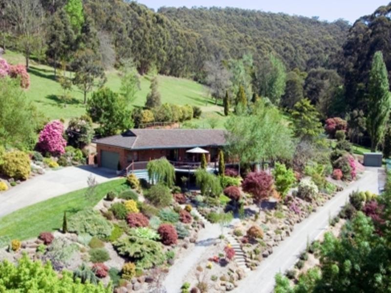 20 Dealbata Road, Upwey VIC 3158