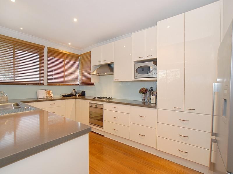 17 Cinerea Avenue, Ferntree Gully VIC 3156