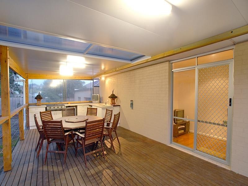 17 Cinerea Avenue, Ferntree Gully VIC 3156