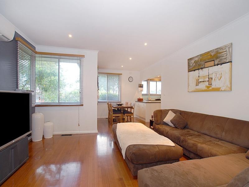 17 Cinerea Avenue, Ferntree Gully VIC 3156