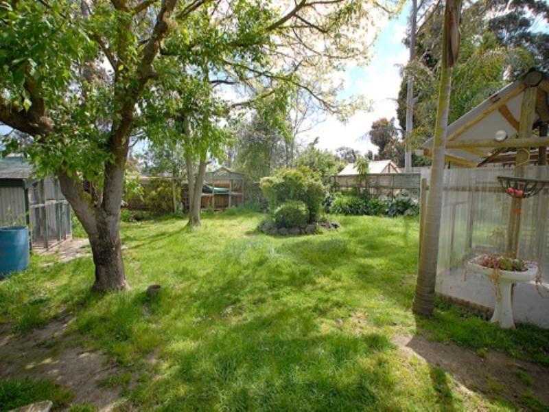 20 Clyde Street, Ferntree Gully VIC 3156
