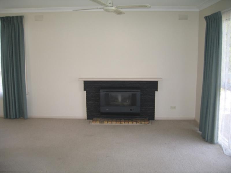 12 Gaydon Street, Ferntree Gully VIC 3156