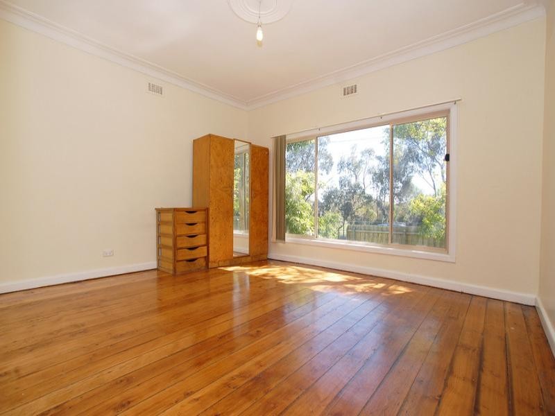 16 Dorset Road, Ferntree Gully VIC 3156