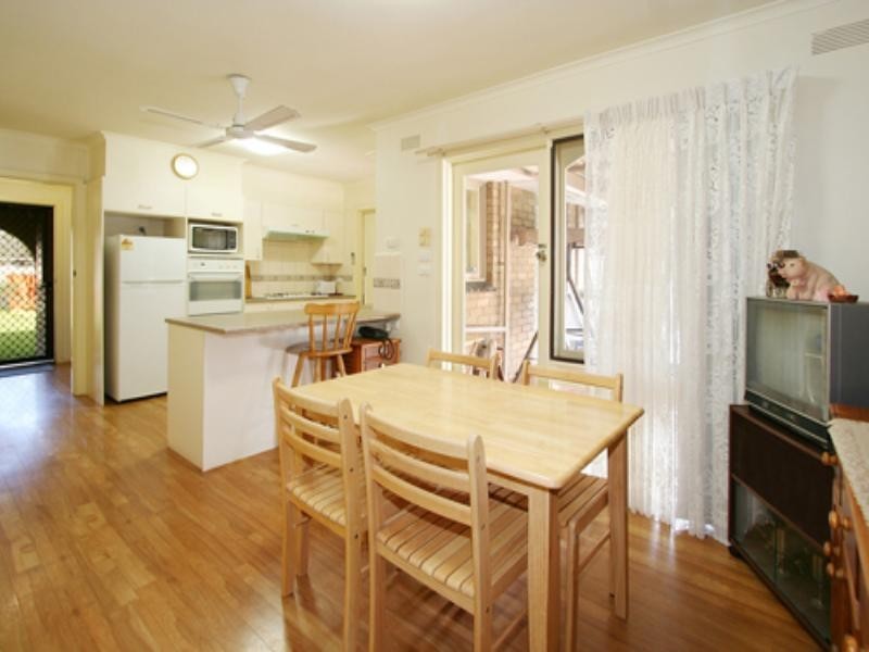 9 Glenfern Road, Ferntree Gully VIC 3156