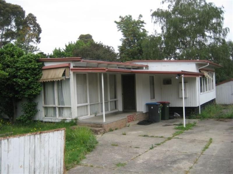 78 Loretto Avenue, Ferntree Gully VIC 3156