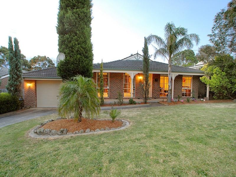 54 Cornelius Drive, Wantirna South VIC 3152