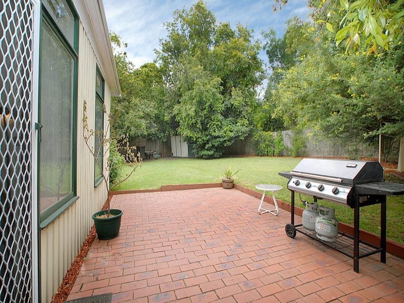 19 Loretto Avenue, Ferntree Gully VIC 3156