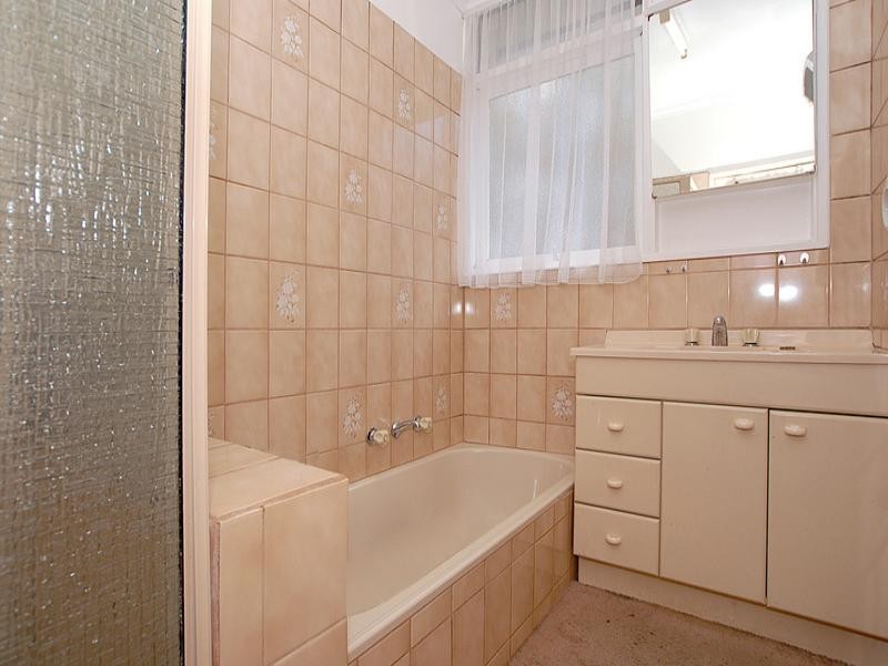 19 Loretto Avenue, Ferntree Gully VIC 3156