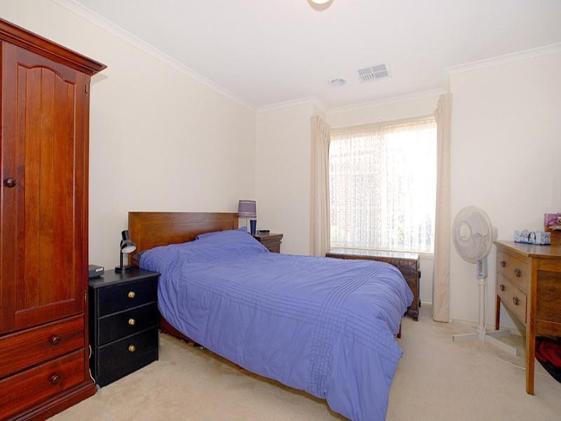 2/4 Austin Street, Ferntree Gully VIC 3156