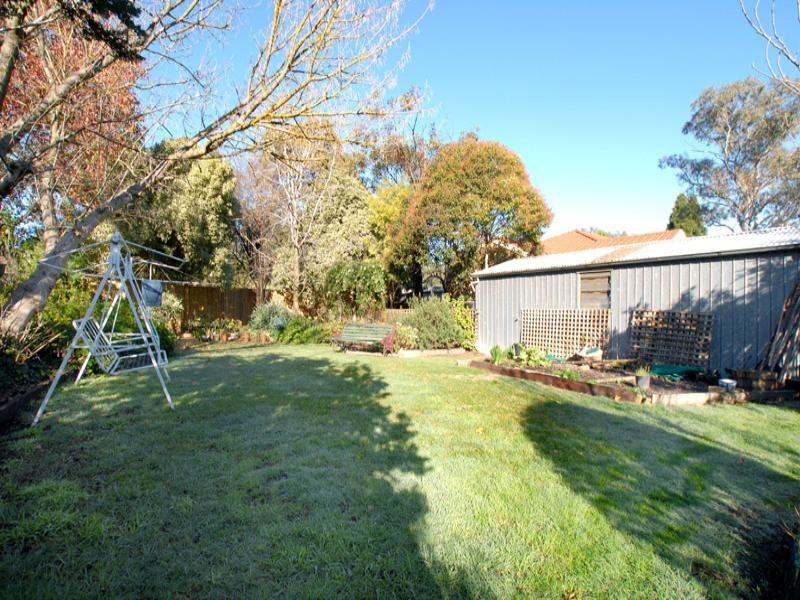 6 Renwick Road, Ferntree Gully VIC 3156