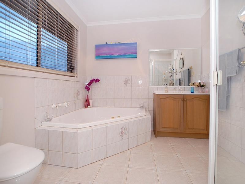 5 Highview Court, Lysterfield VIC 3156