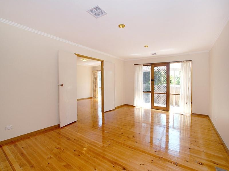 11 Maurine Court, Ringwood North VIC 3134