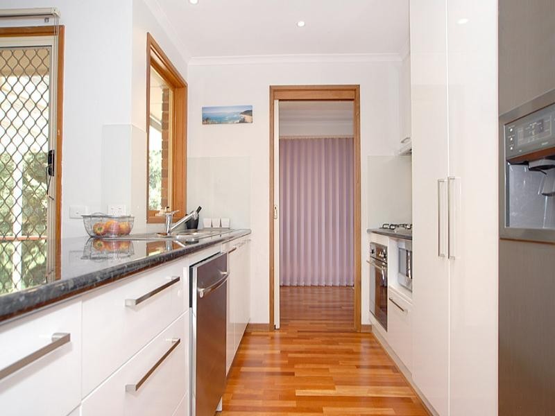 37 Pentland Drive, Narre Warren VIC 3805