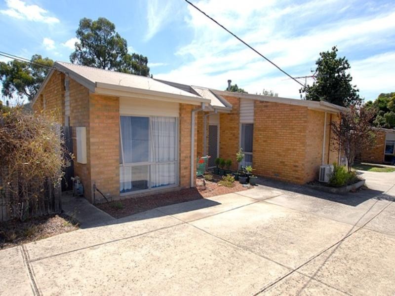 1/80 Edina Road, Ferntree Gully VIC 3156