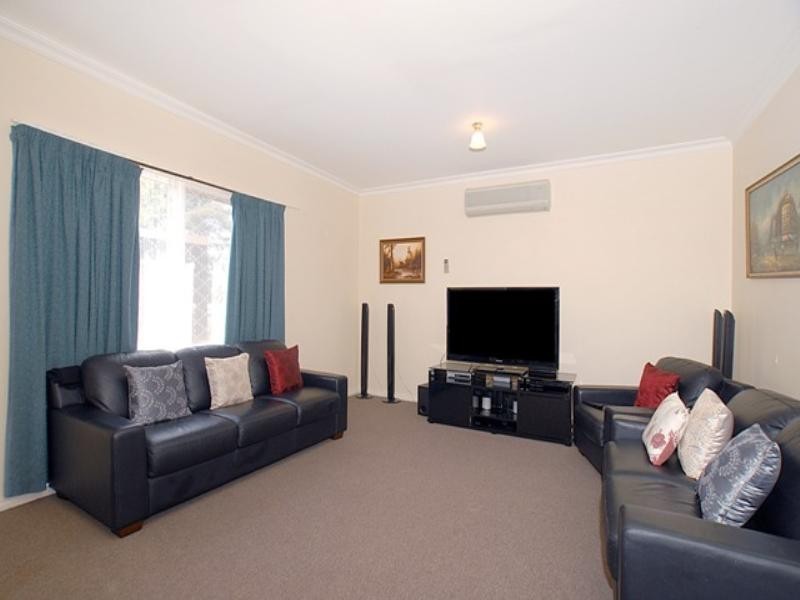 1/80 Edina Road, Ferntree Gully VIC 3156