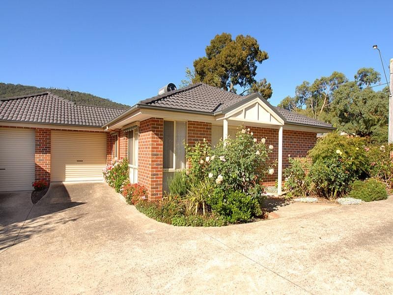 4/16 Willow Road, Upper Ferntree Gully VIC 3156