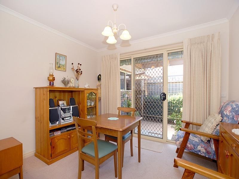 4/16 Willow Road, Upper Ferntree Gully VIC 3156