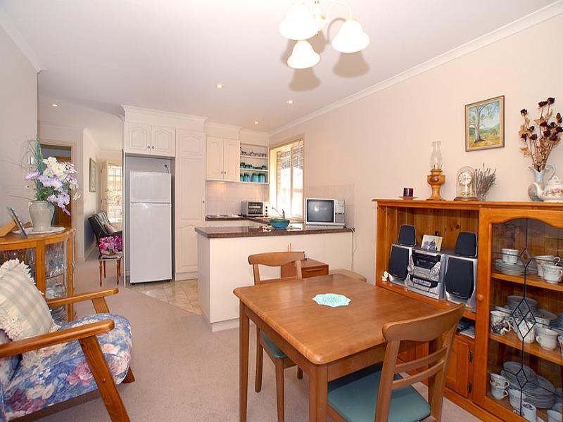 4/16 Willow Road, Upper Ferntree Gully VIC 3156