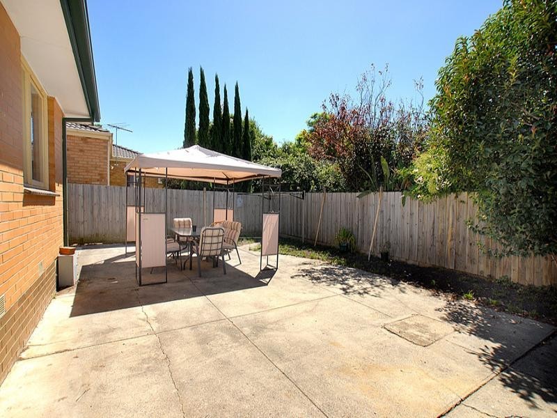 16 Anne Road, Knoxfield VIC 3180