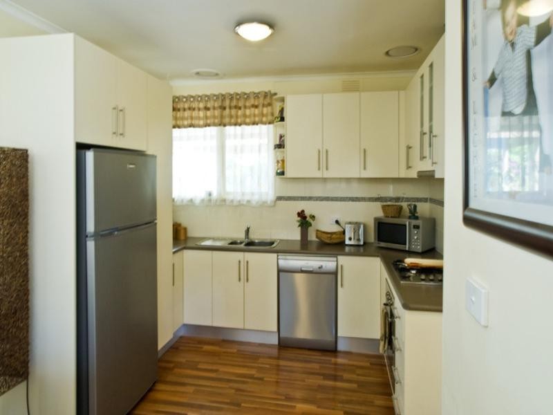15 Anne Road, Knoxfield VIC 3180