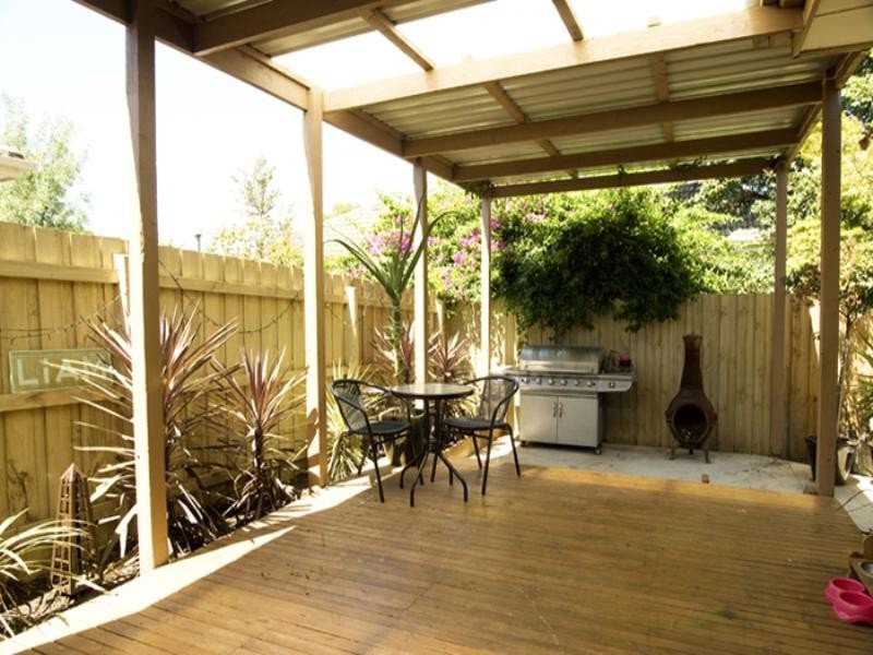 15 Anne Road, Knoxfield VIC 3180