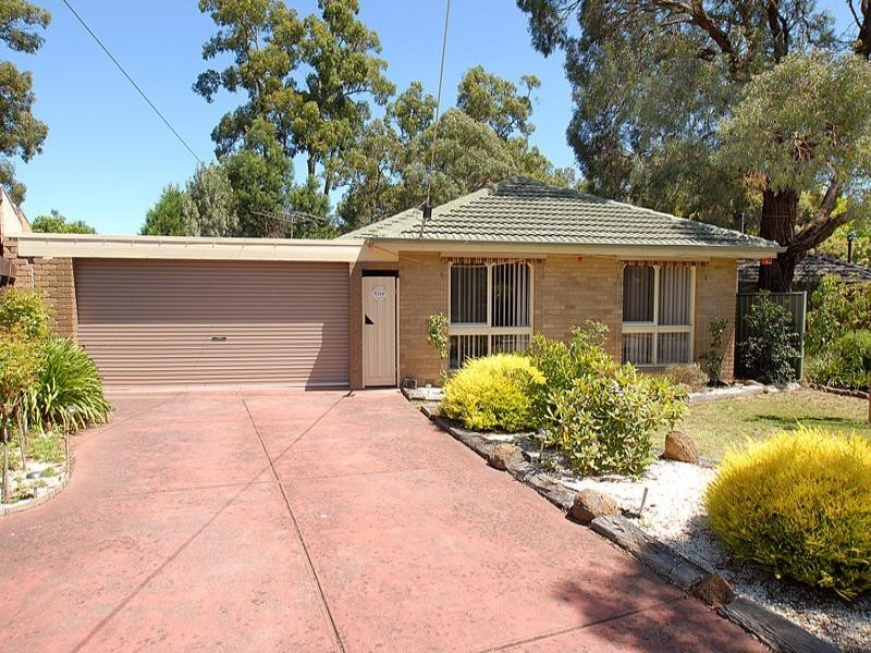 14 Rome Beauty Avenue, The Basin VIC 3154