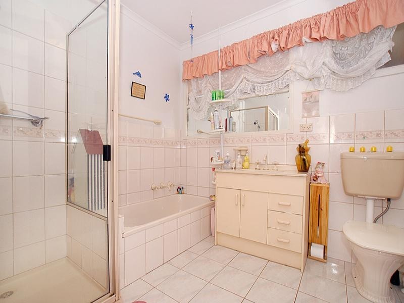14 Rome Beauty Avenue, The Basin VIC 3154
