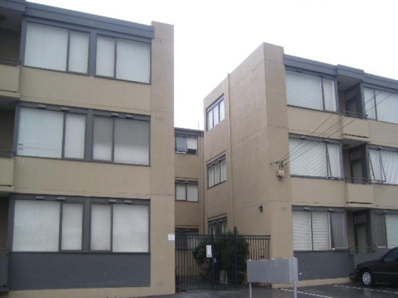14/7 Pengelly Court, Sunshine VIC 3020