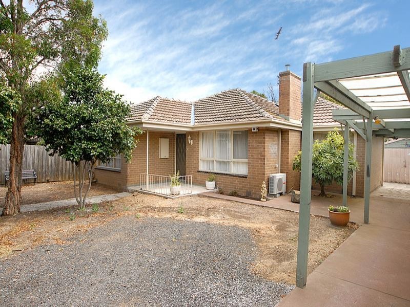 4 Carlisle Road, Ferntree Gully VIC 3156