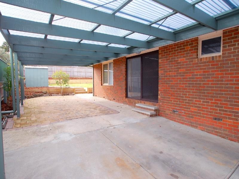12 Davison Crescent, Ferntree Gully VIC 3156