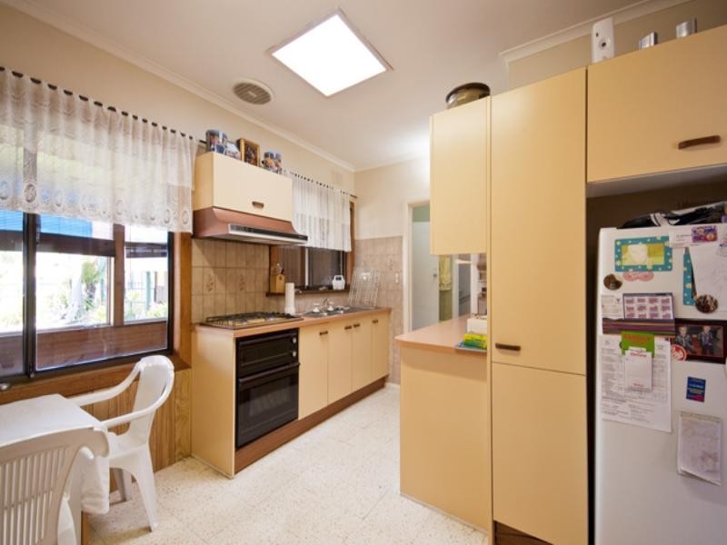 28 Piperita Road, Ferntree Gully VIC 3156