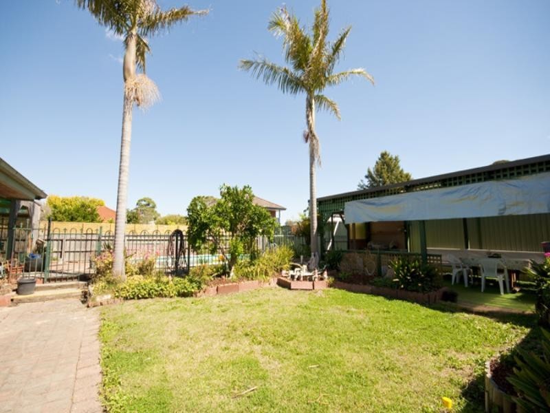 28 Piperita Road, Ferntree Gully VIC 3156