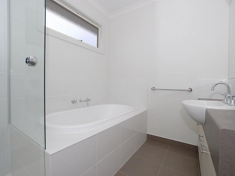 2/222 Scoresby Road, Boronia VIC 3155