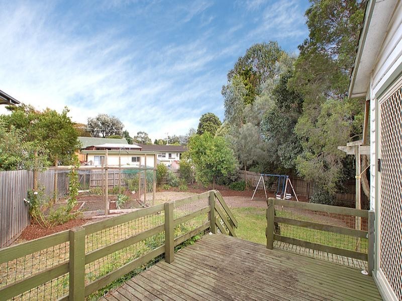 28 Loretto Avenue, Ferntree Gully VIC 3156