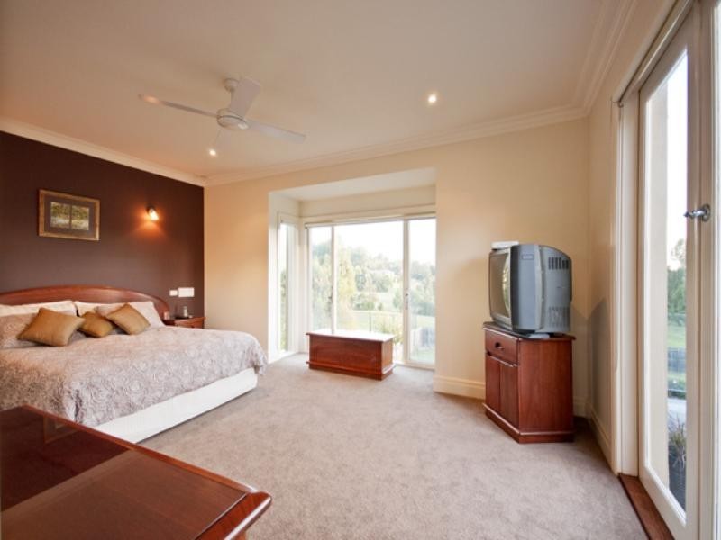 20 Parkview Terrace, Lysterfield South VIC 3156