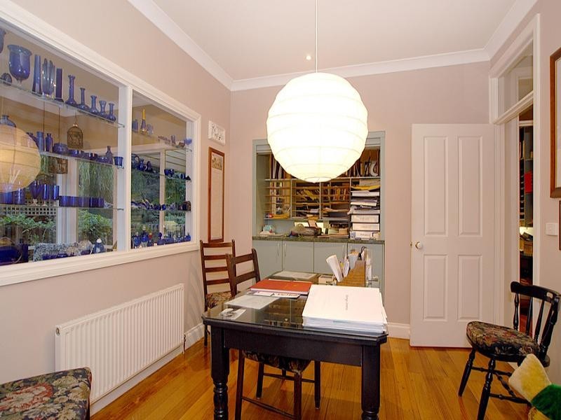 1 Railway Parade, Menzies Creek VIC 3159