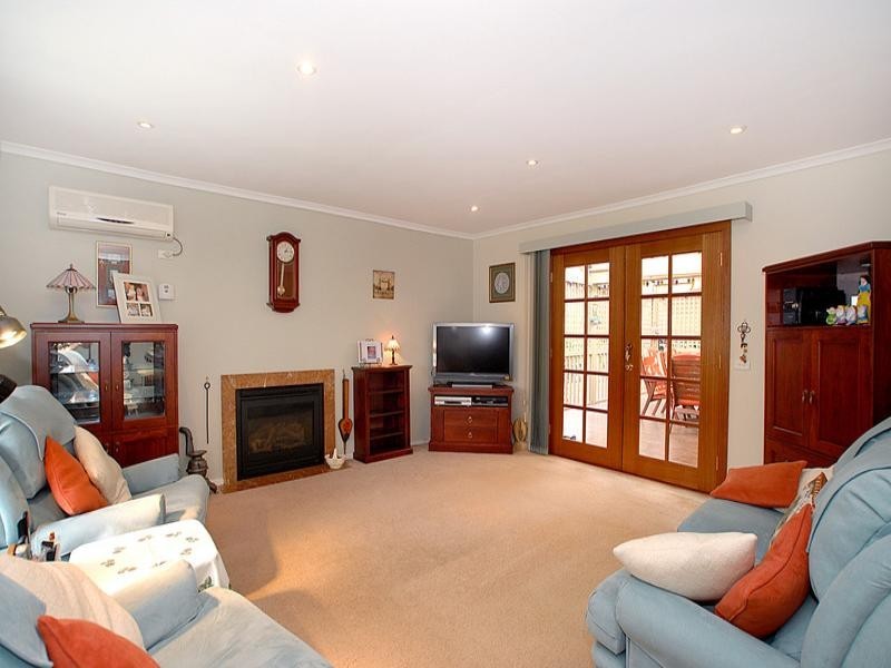 31 Rosehill Street, Scoresby VIC 3179